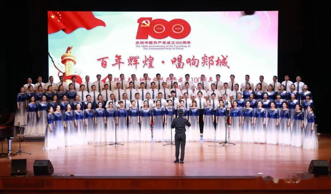 逃离棕榈树森林