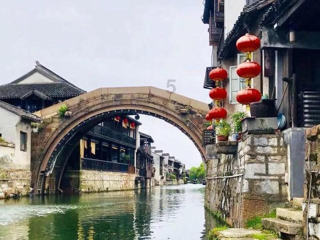 遗落的盒子